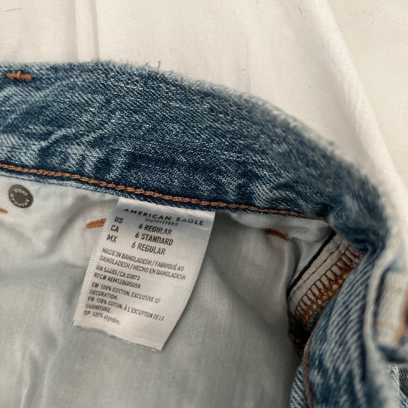 American eagle distressed jeans - Picture 4 of 4